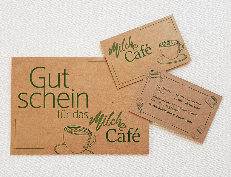 webdesign und grafik katrin birke, bollschweil/ freiburg, referenz printprodukte: vistenkarte und gutschein für das milchcafé sölden